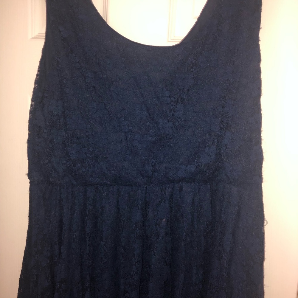 Sleeveless Lace navy dress